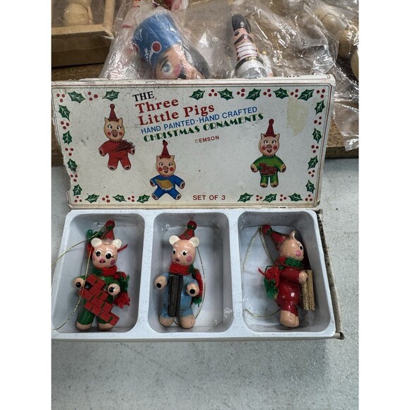 Vintage Lot of 23 Wooden Christmas Ornaments New Old Stock Woolworths? - Picture 2 of 16